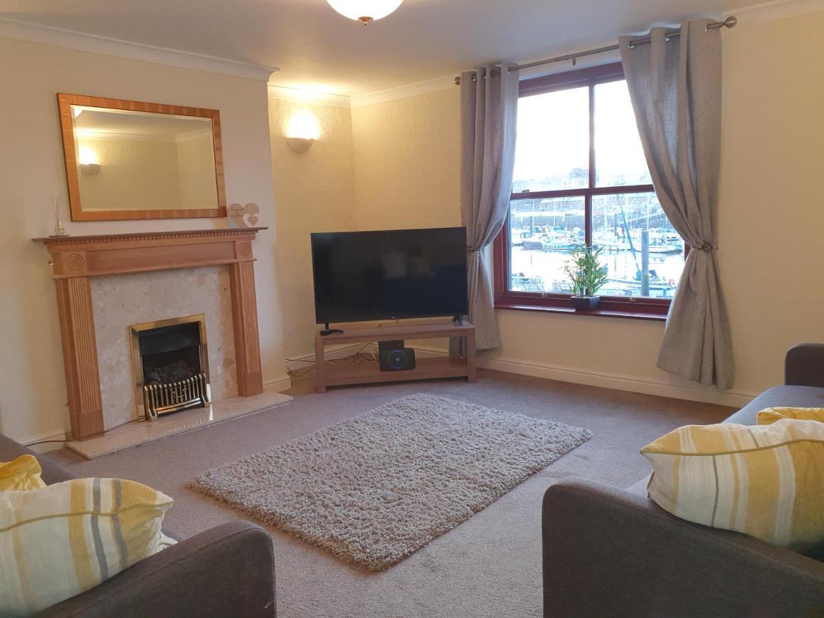 Marina House Appartement Whitby Buitenkant foto