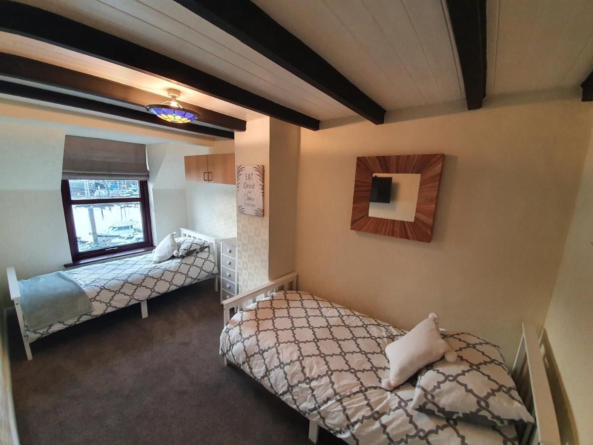 Marina House Appartement Whitby Buitenkant foto
